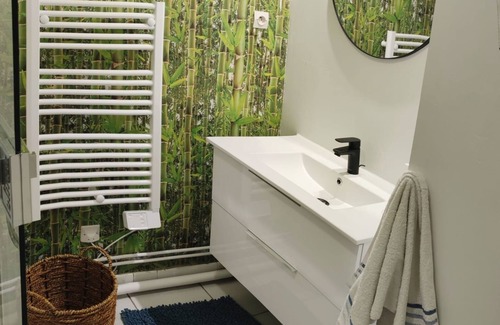 Toulouse South-East Apartment | Charming T2 near city center (cobblestone side)