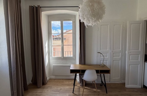 Corte House | Charming T3 50m2 full center corte wifi tv washing machine quiet bright 6 person