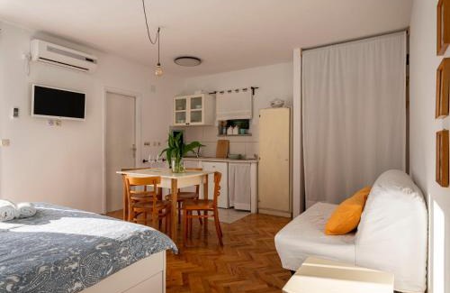 Pirovac Apartment | Charming tale apartments Modun19