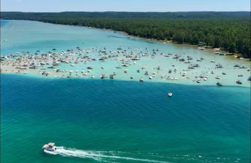 Rapid City House | Charming Torch Lake 3-bedroom 1 bath Cabin