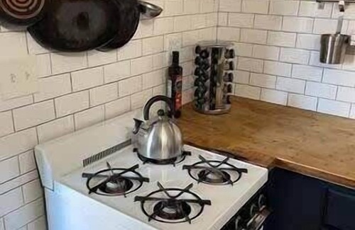 Freetown - Port Rico House | Charming Townhouse in Lafayette