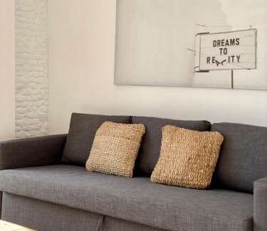 Barrio de La Latina Apartment | Charming Urban La Latina