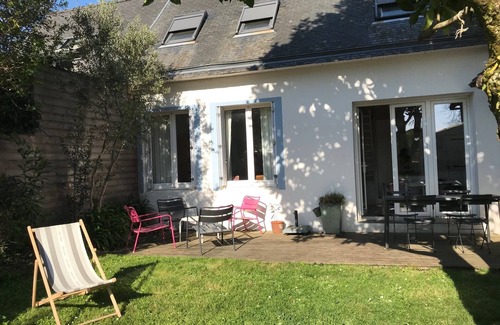 La Trinite-sur-Mer House | Charming village house