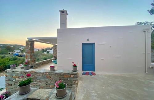 Vourkari House | Charming Vourkari Stone Home 3 - Minutes from Port