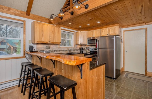 Sky Valley House | Chasing Dreams | Lake Access, Hot Tub, Fire Pit