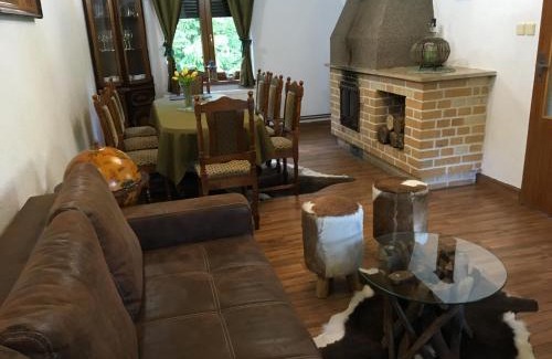 Stara Lesna House | Chata Adriana