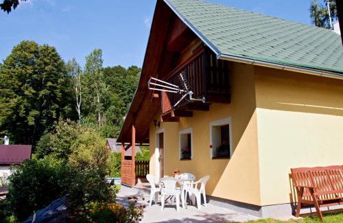 Svoboda nad Upou Ski Chalet | Chata U lesa