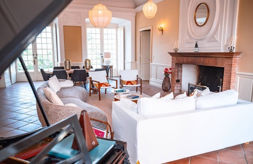 Corbarieu Villa | Chateau Beaudesert - Pool - Tennis court - Park