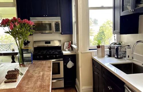 Castro District Apartment | Chateau Esme (Entire House)