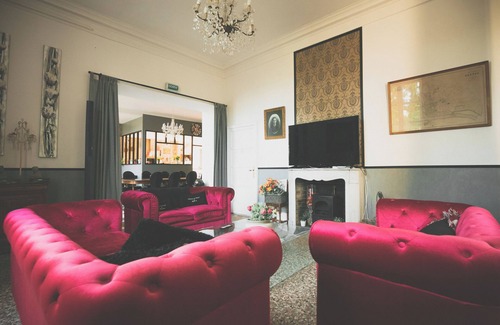 Roanne House | Chateau with accommodation for 15 people for Christmas and New Year's Eve