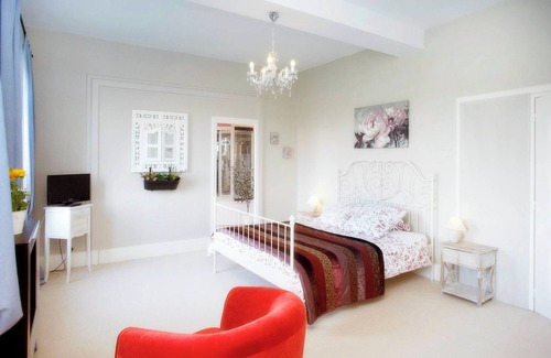 Roanne House | Chateau with accommodation for 15 people for Christmas and New Year's Eve