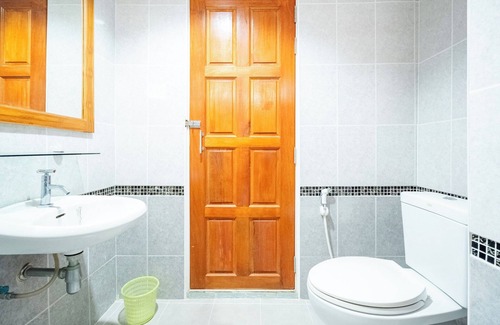 Nai Mueang Hotel | Chatsuree Mansion
