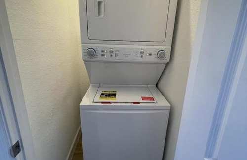 Homestead Apartment | Cheap rental with private entrance and backyard plus BBQ grill