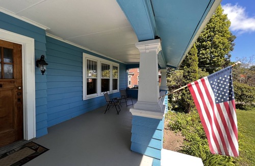 Dunkirk House | Cheerful 3 bedroom home - close to Fredonia