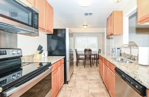 Universal City House | Cheerful 4 bedroom home near Randolph AFB