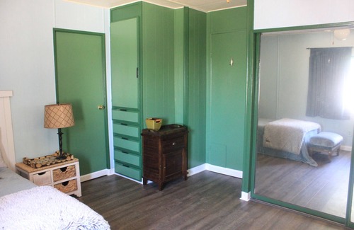 Bighorn House | Cheerful and cozy 1-bedroom mobile home with WiFi in welcoming Palm Desert