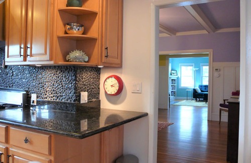 Bushrod House | Cheerful, Central 3BR Close to Everything