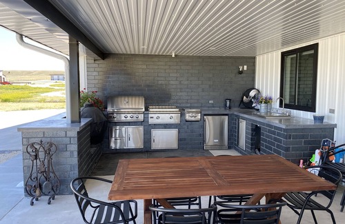 Glendo House | Cheerful Cottage in Glendo