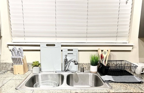 Education Hill House | Cheerful Redmond townhome