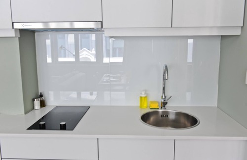 Santo Antonio Apartment | Cheers to Lisbon by Misha s Place 5A