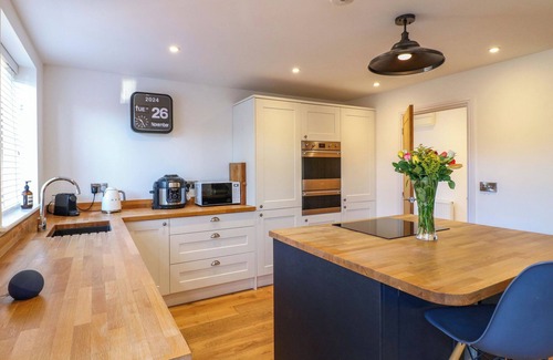 Melton Mowbray Cottage | CHELSEA HOUSE, pet friendly, luxury holiday cottage in Melton Mowbray