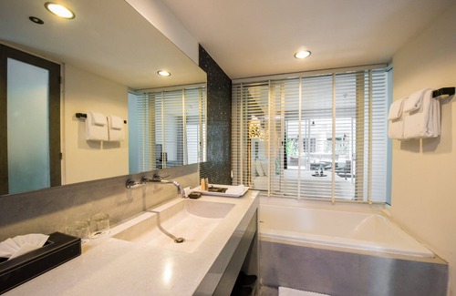 Cha-am Hotel | Cher Resort