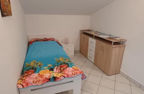 Zrce Apartment | CHERISH