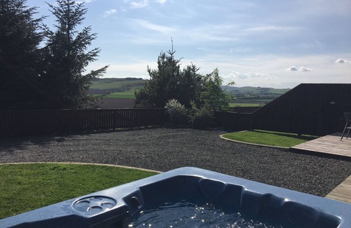 Cupar Cottage | Cherry Blossom Cottage