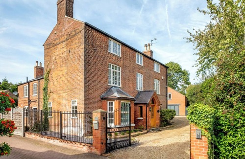 Kinoulton House | Cherry Trees Farmhouse