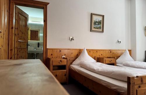 St. Moritz Hotel | Chesa Languard