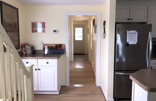 Foster House | Chesapeake Bay Waterfront: Kayaks, Fire Pit, Wifi, Bikes, Dog-friendly