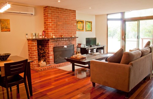 Narbethong Cottage | Chestnut Glade Nanking