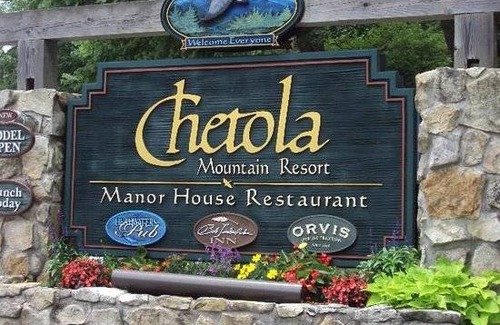 Blowing Rock Condo | Chetola: Cardinal 101