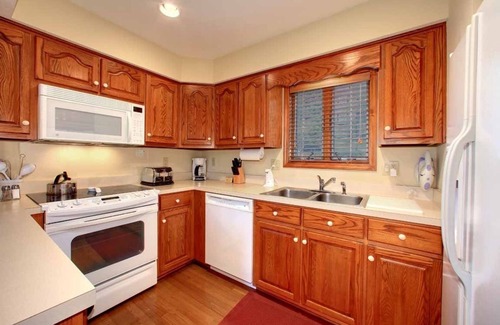 Blowing Rock Apartment | Chetola Premier Condominiums