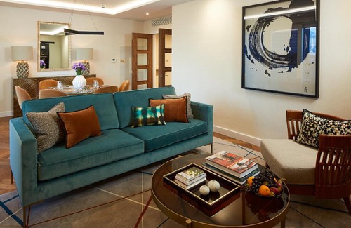 Courtfield Apartment | Cheval Gloucester Park at Kensington