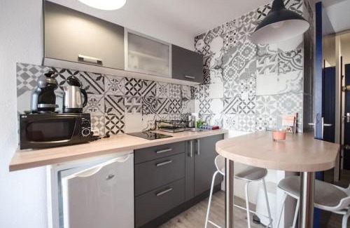 Le Couchant Apartment | Chez Anaïs - Charmant studio climatisé proche des plages