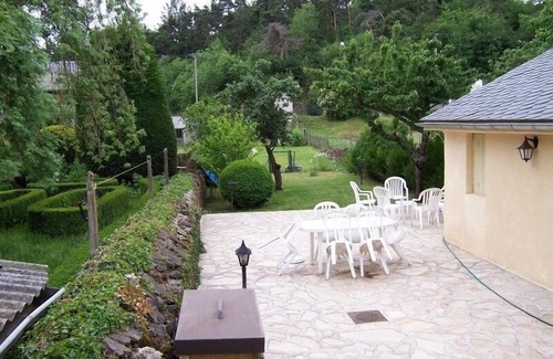 Murol House | Chez Berthe - MUROL - Gîte