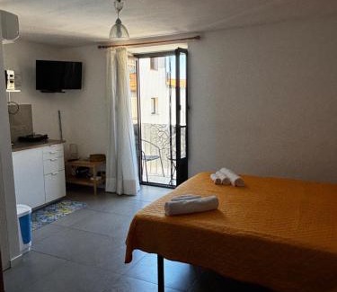 Old Town Apartment | Chez Julie