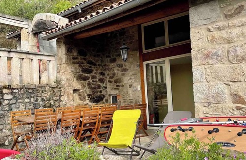 Pelussin House | Chez la Marie, Maison de Caractère et de Quiétude