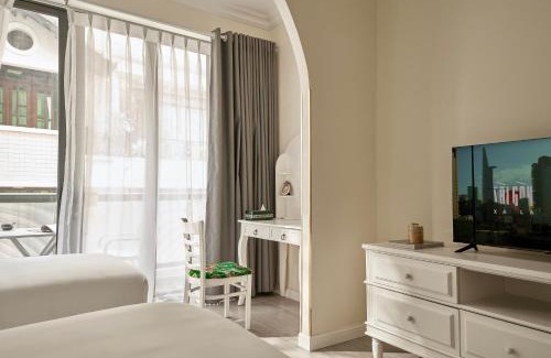 District 1 Hotel | Chez Mimosa Petite - Free Laundry