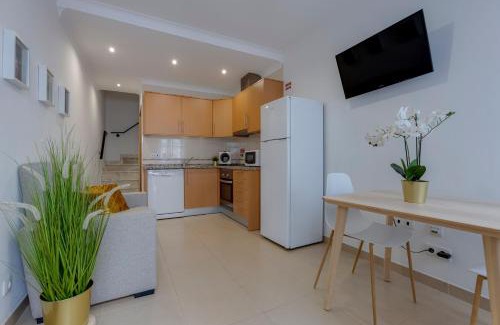 Lagos City Center House | Chez Oasis Lagos - Charming Central by the Beach