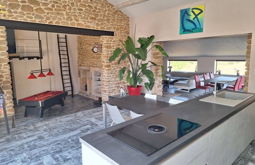 Suze-la-Rousse Other | Chez Vero & David Maison en Pierre Contemporaine