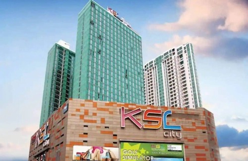 Taman Century Apartment | Chic 3BR KSL DEsplanade 2 TVs FREE Parking