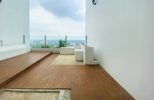 Bekasi Apartment | Chic and Cozy Studio at Patraland Urbano Apartment