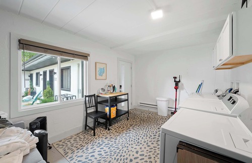 Near East Columbus Apartment | Chic City Retreat 93G