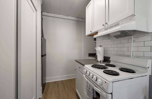 Near East Columbus Apartment | Chic City Retreat 99 For 2!