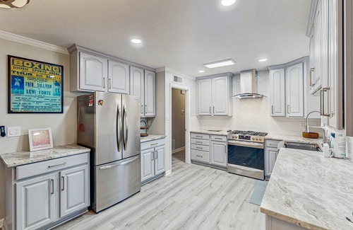 Savannah House | Chic home nestled between Isle of Hope and Savannah family friendly