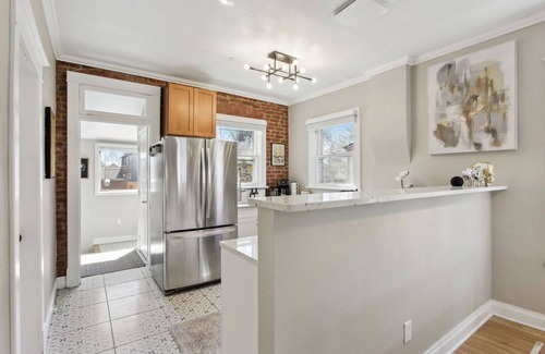 Sunnyside House | Chic, Luxurious Sunnyside Home