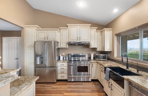 Fountain Hills House | "Chic Mountain Living with Pool and Scenic Views"