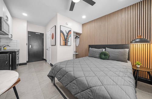 West Avenue Hotel | Chic SoBe Studio | Free Parking & More